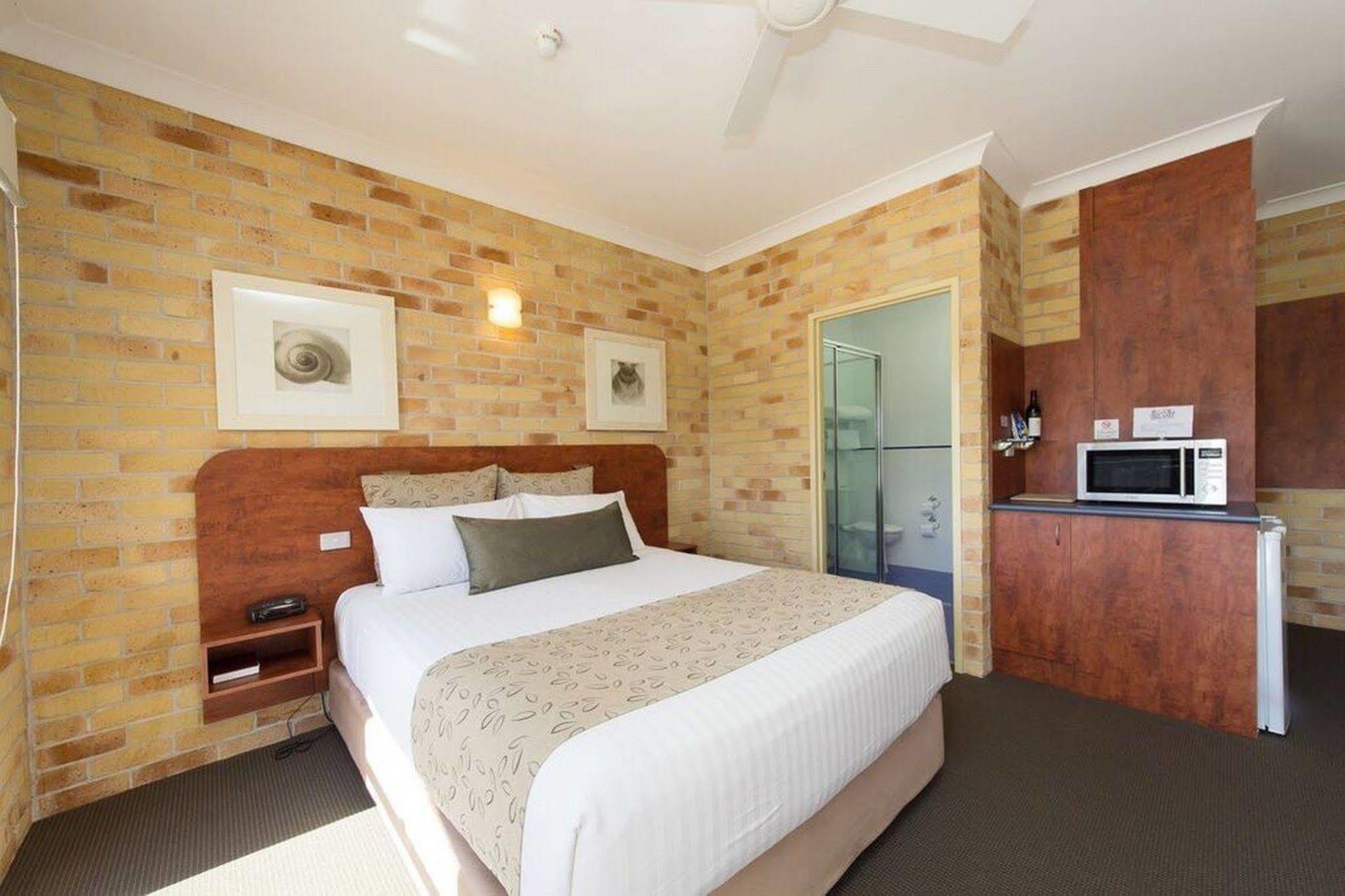 Yamba Beach Motel Ngoại thất bức ảnh