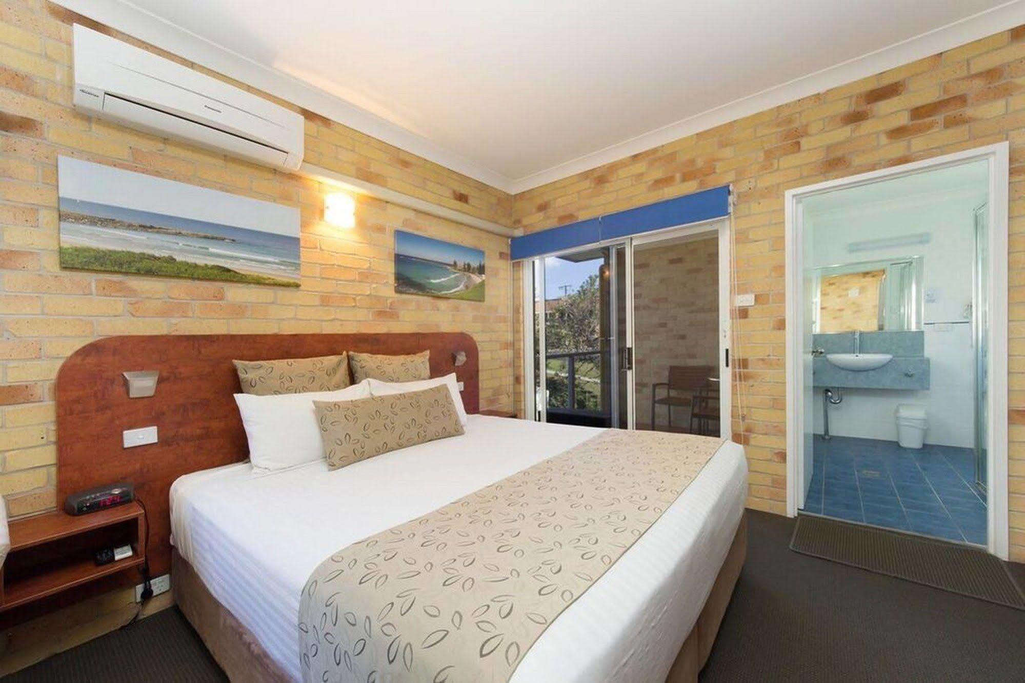 Yamba Beach Motel Ngoại thất bức ảnh