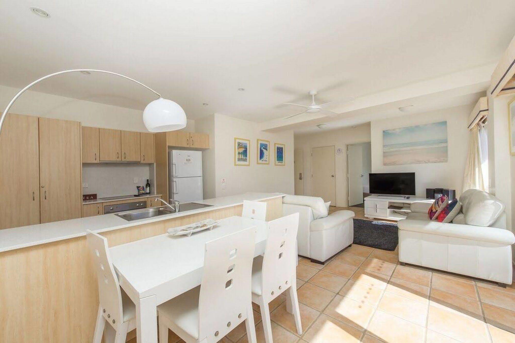 Yamba Beach Motel Ngoại thất bức ảnh